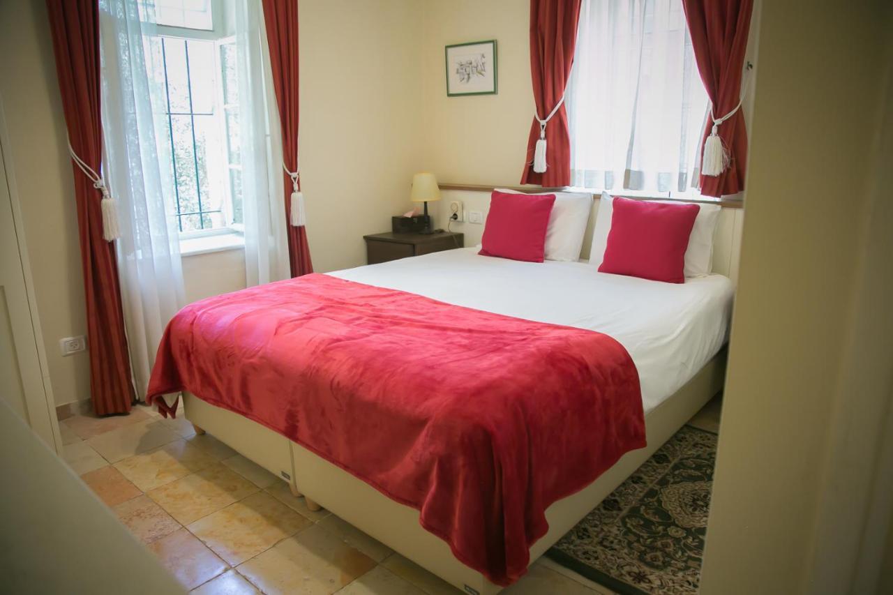 The Templer Inn Jerusalem Exterior photo
