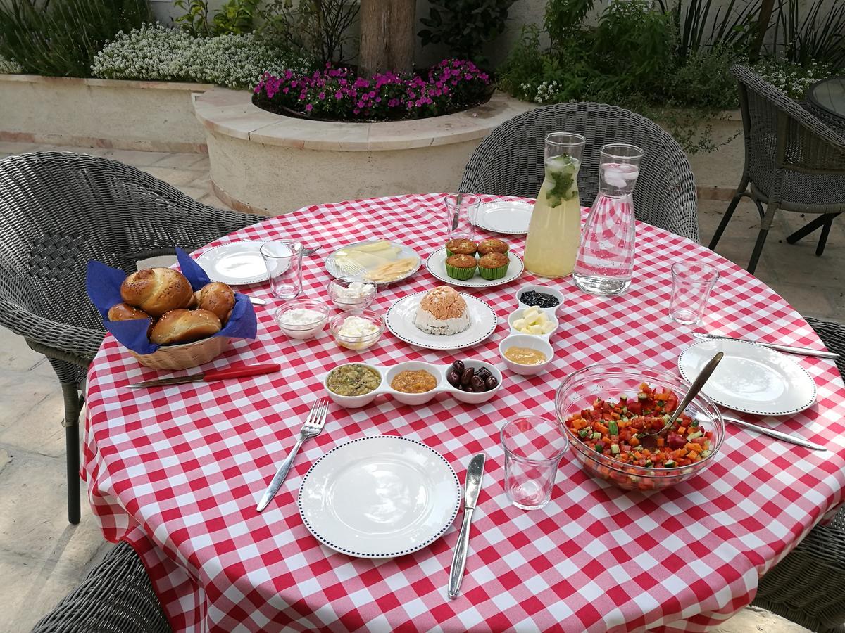 The Templer Inn Jerusalem Exterior photo